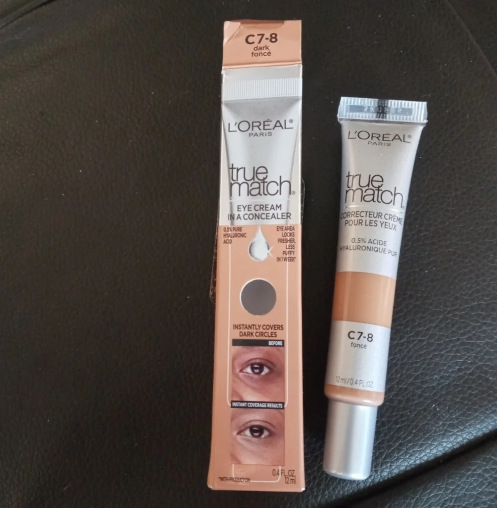 Loreal Paris new in box eye cream in a concealer